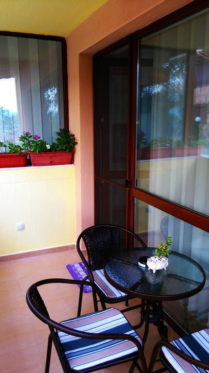 United Apartments Sandanski Bagian luar foto